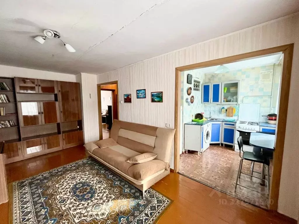 2-к кв. Свердловская область, Ирбит ул. Елизарьевых, 28 (50.0 м) - Фото 1