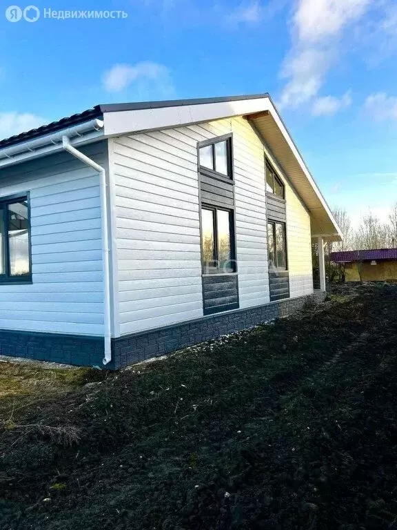 Дом в Первомайский район, посёлок Новый, микрорайон Александрова ... - Фото 1