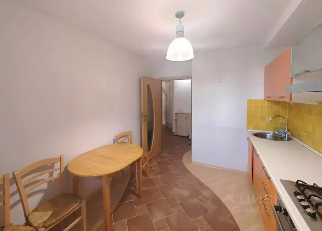 3-к кв. Крым, Симферополь ул. Лексина, 54 (66.0 м) - Фото 2