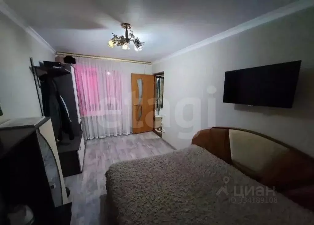 2-к кв. Крым, Армянск Имени Генерала Корявко мкр, 16 (53.4 м) - Фото 1