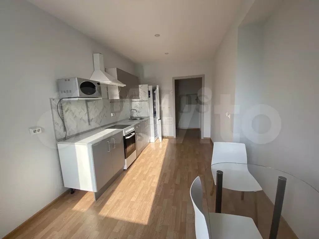 1-к. квартира, 50 м, 4/10 эт. - Фото 1