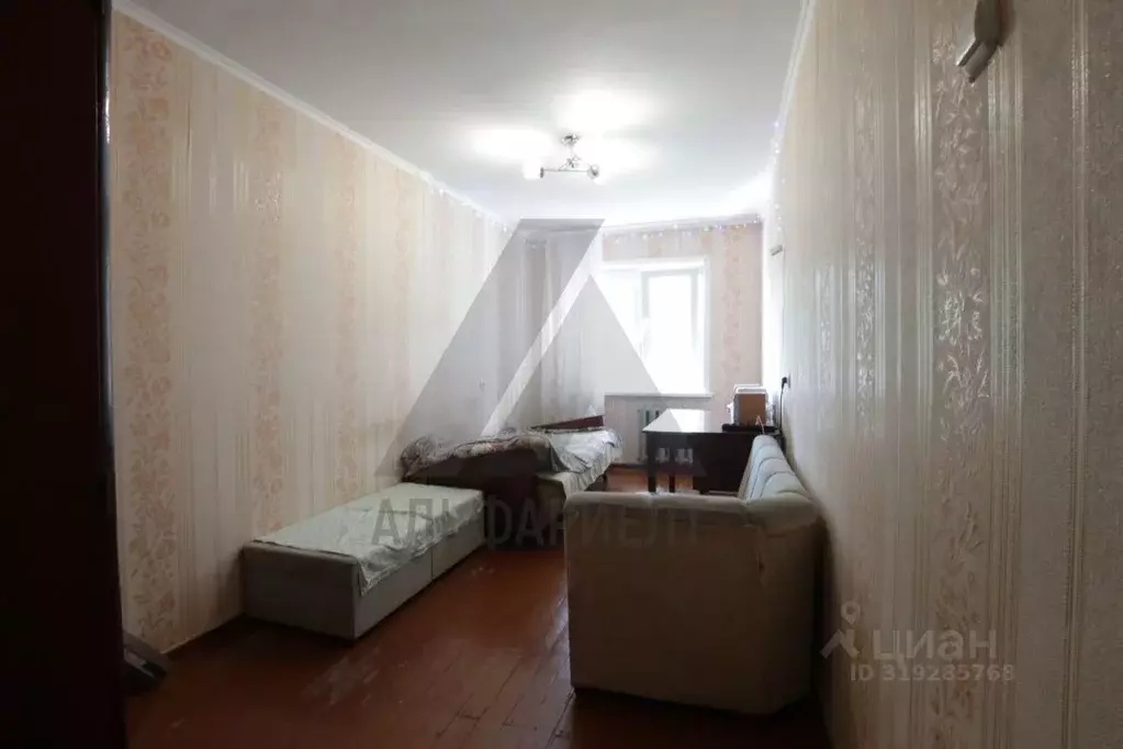 Комната Омская область, Омск ул. Петра Осминина, 17Б - Фото 0