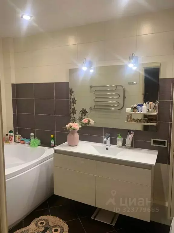 2-к кв. Брянская область, Брянск Бежицкая ул., 1К8 (73.0 м) - Фото 2