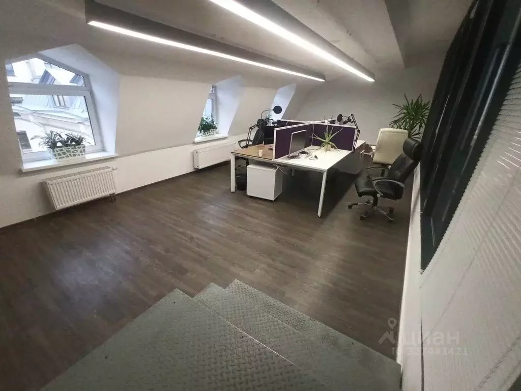 Офис в Санкт-Петербург ул. Чайковского, 29 (1067 м) - Фото 2