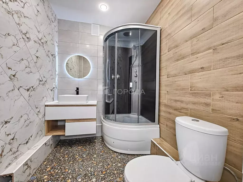 Студия Новосибирская область, Новосибирск ул. Плющихинская, 9 (33.6 м) - Фото 1