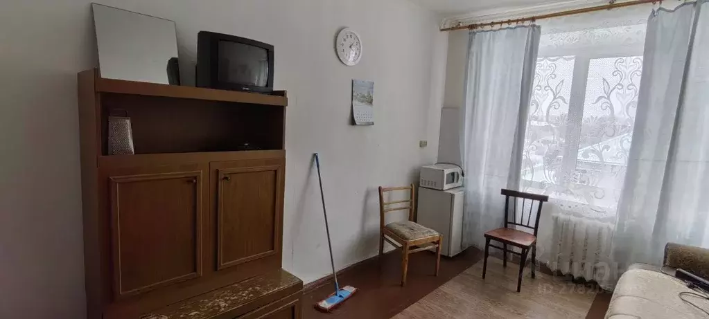 Комната Кемеровская область, Новокузнецк ул. Кутузова, 36 - Фото 2