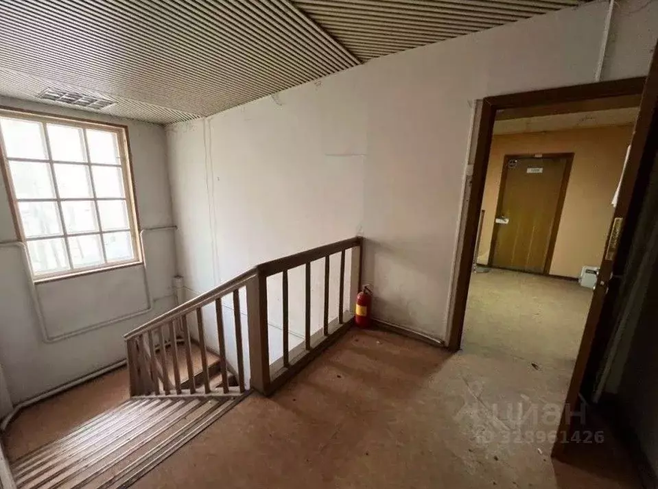 Помещение свободного назначения в Москва Октябрьская ул., 80С1 (566 м) - Фото 1