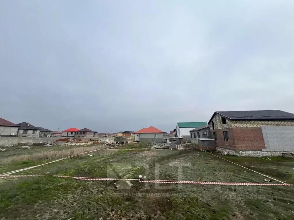 Участок в Дагестан, Махачкала ул. 5-я Весенняя, 18 (4.5 сот.) - Фото 1