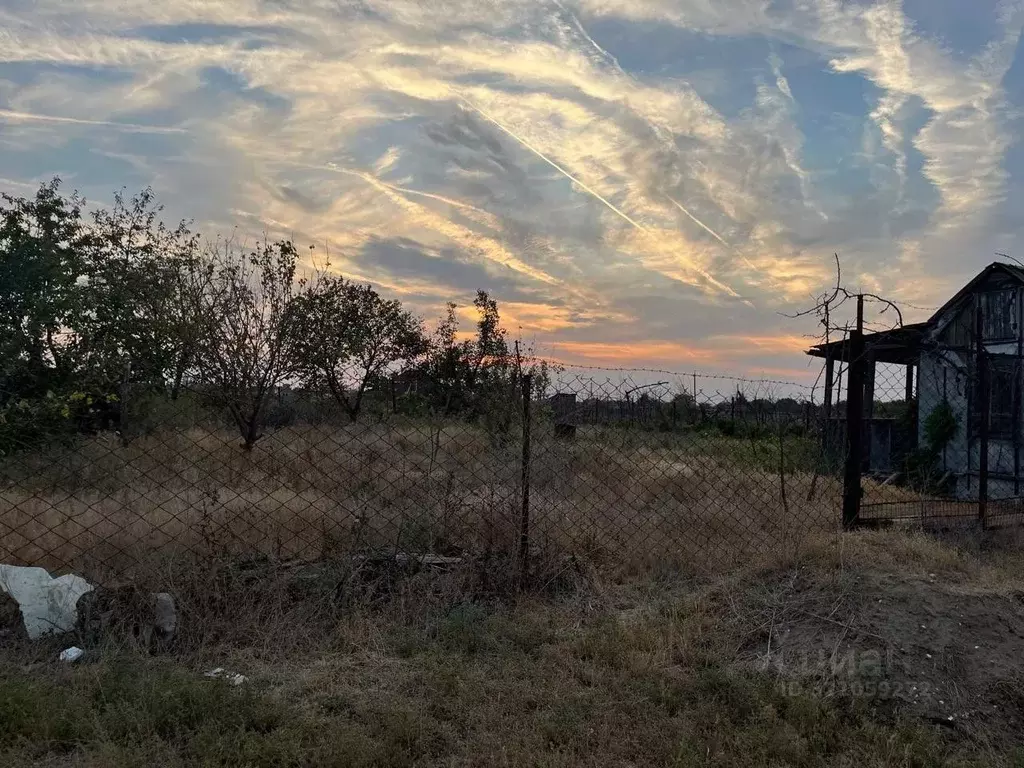 Участок в Астраханская область, Астрахань ул. 2-я Соликамская (6.0 ... - Фото 1