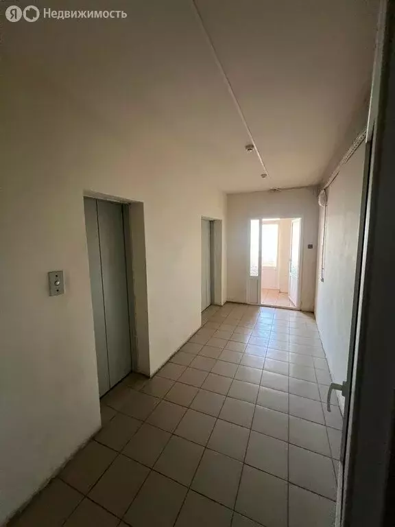 1-комнатная квартира: Ростов-на-Дону, проспект Ленина, 140А (46.6 м) - Фото 1