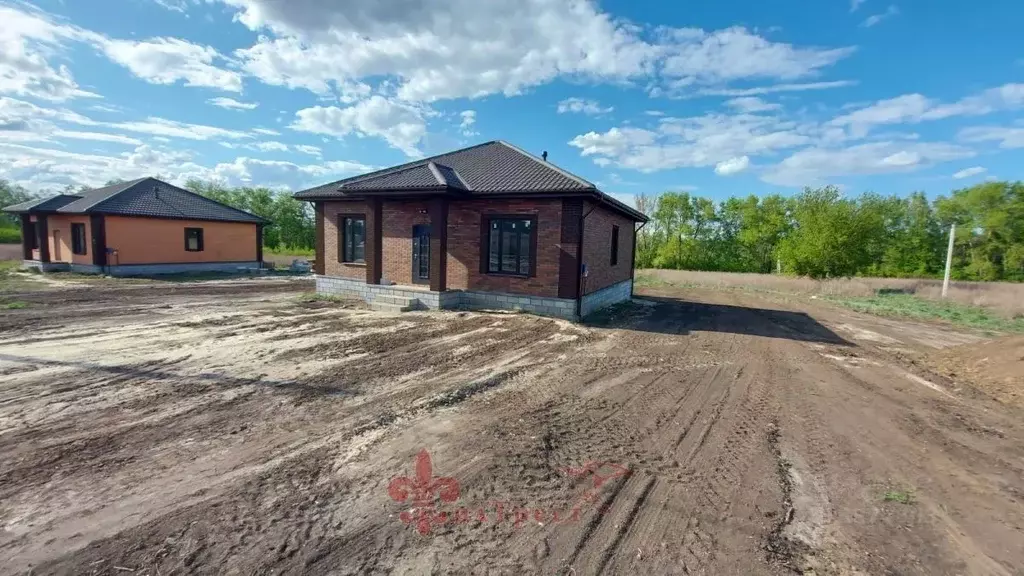 Дом в Белгородская область, Строитель Яковлевский городской округ,  ... - Фото 1