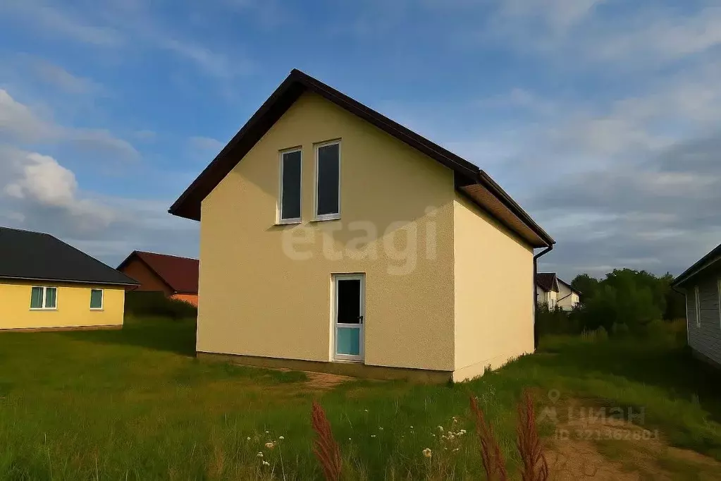 Дом в Красноярский край, Емельяново пгт ул. Луговая, 26 (120 м) - Фото 0