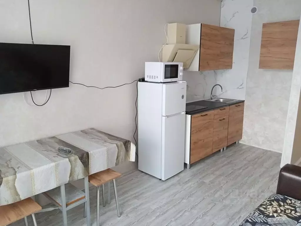 1-к кв. Тюменская область, Тюмень ул. Андрея Приказнова, 1 (36.8 м) - Фото 1