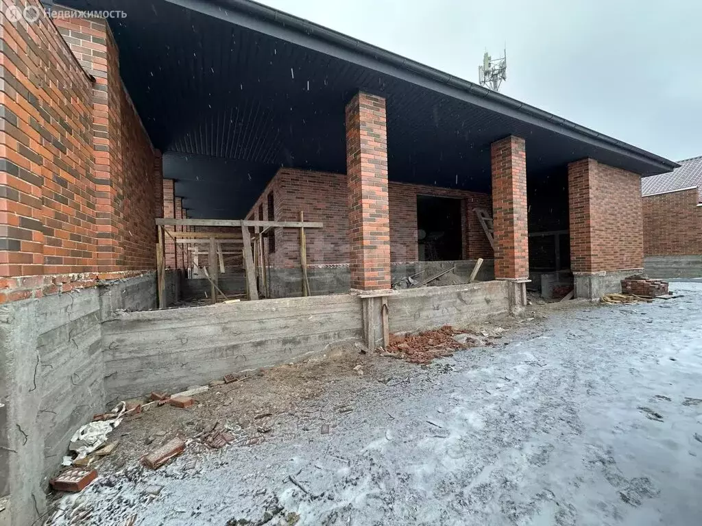 Дом в Назрань, улица Богатырёва (360 м) - Фото 1