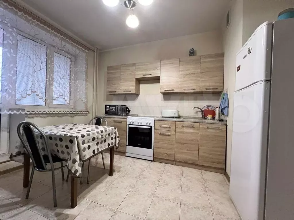 1-к. квартира, 46 м, 8/12 эт. - Фото 0