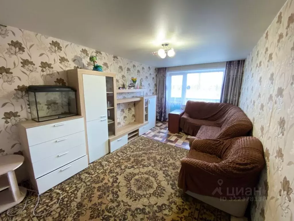 3-к кв. Кемеровская область, Междуреченск просп. 50 лет Комсомола, 70 ... - Фото 1