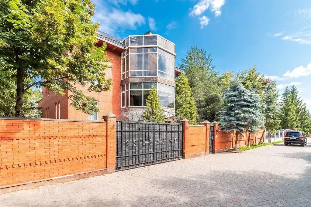 Коттедж 650 м на участке 15 сот. - Фото 0