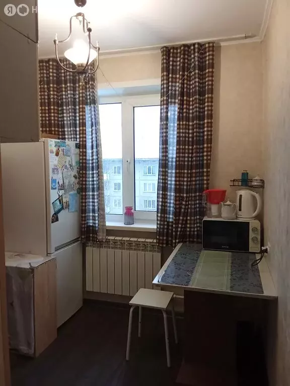 3-комнатная квартира: Барнаул, улица Чкалова, 30 (47.2 м) - Фото 1