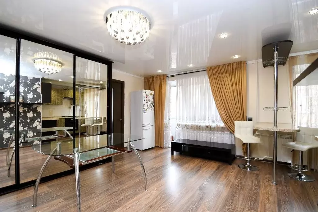 2-к кв. Омская область, Омск ул. 4-я Транспортная, 52 (42.7 м) - Фото 1