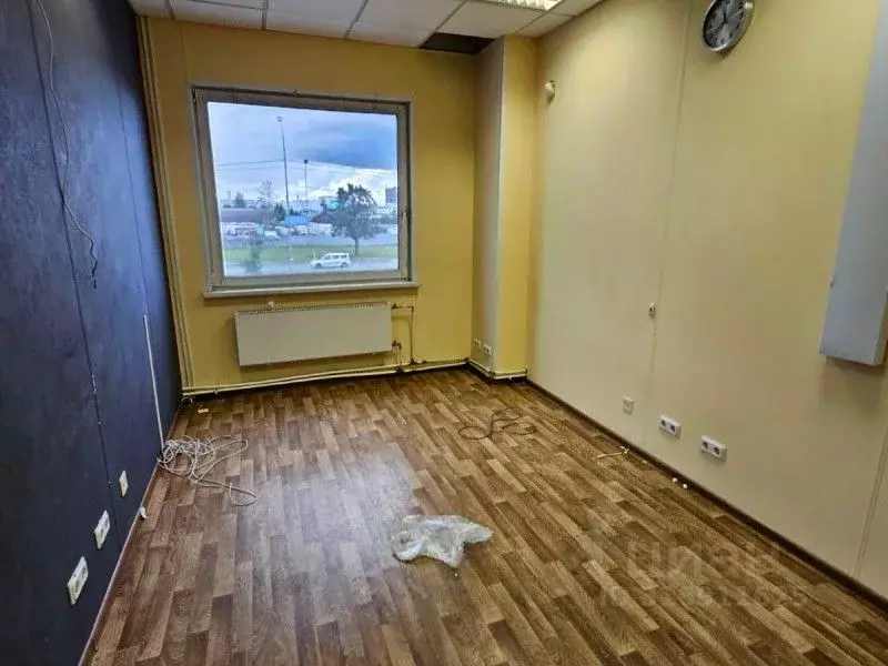 Торговая площадь в Санкт-Петербург Софийская ул., 2 (13 м) - Фото 0