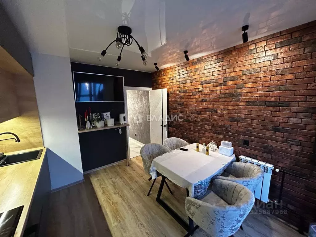 2-к кв. Воронежская область, Воронеж ул. 9 Января, 68к1 (58.3 м) - Фото 2