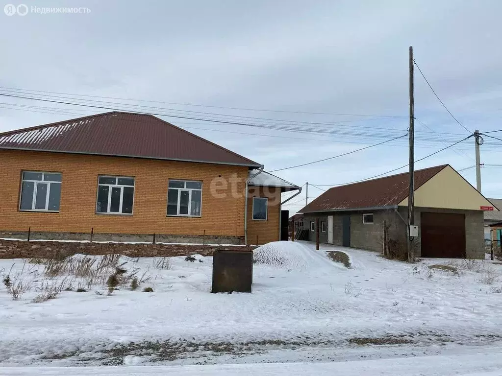 Дом в село Белый Яр, улица Дружбы (135.1 м) - Фото 1