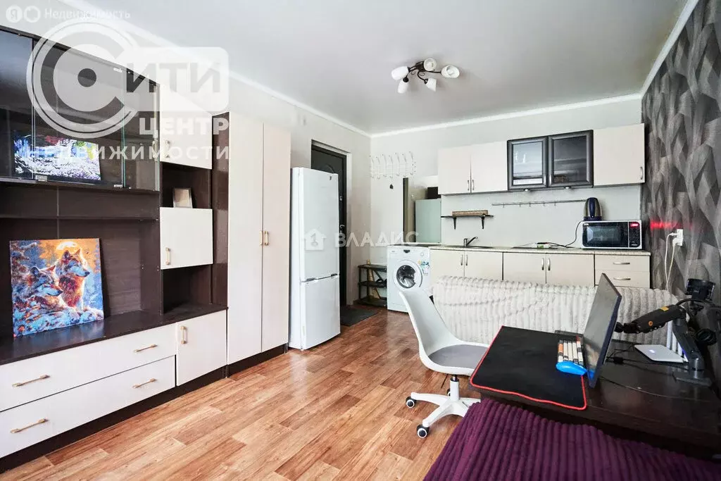 1к в 9-комнатной квартире (17.5 м) - Фото 2
