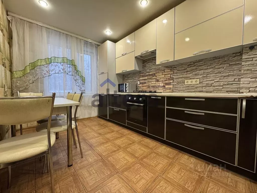 4-к кв. Татарстан, Казань ул. Фатыха Амирхана, 71 (89.0 м) - Фото 1