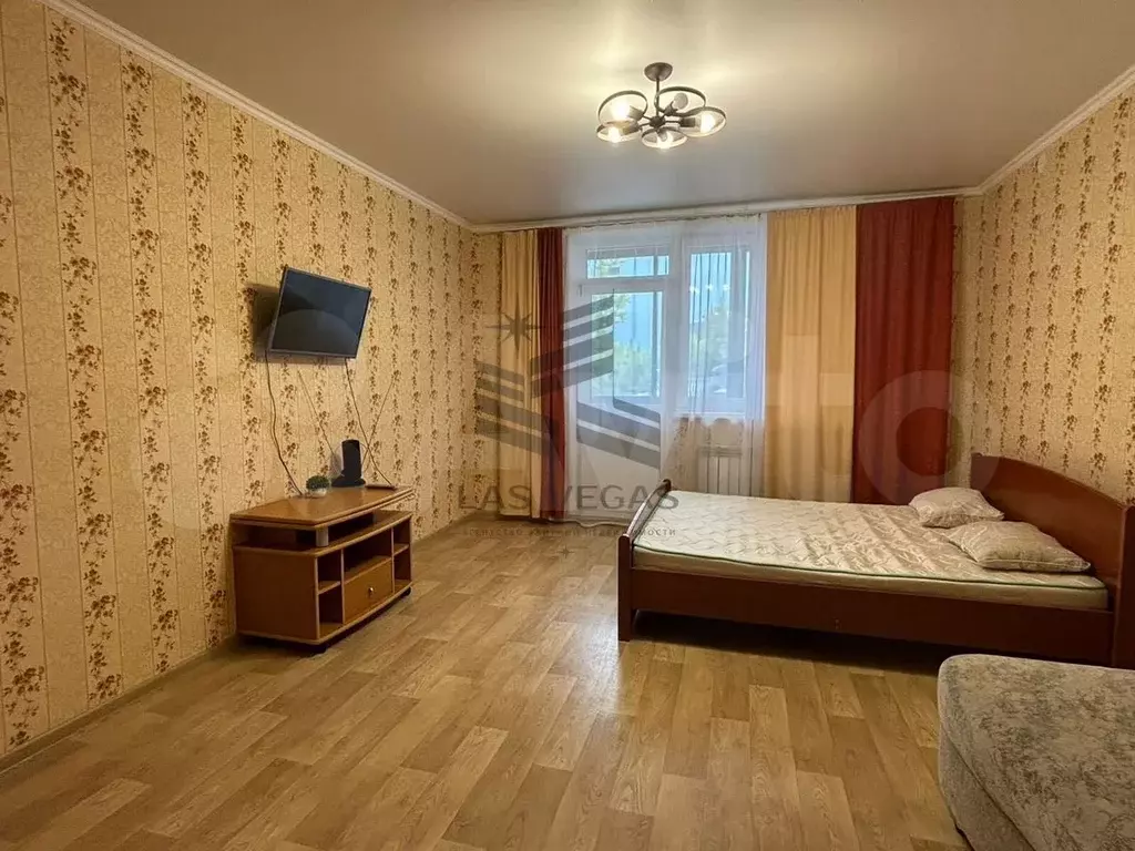 1-к. квартира, 40 м, 5/6 эт. - Фото 0