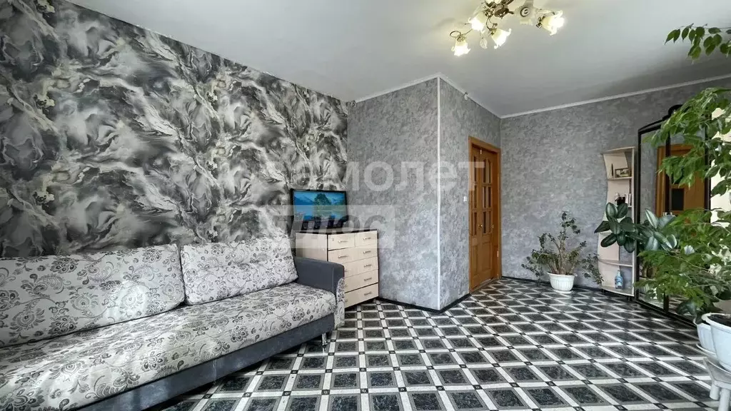 2-к кв. Пермский край, Кунгур Луговая ул., 48В (45.0 м) - Фото 1