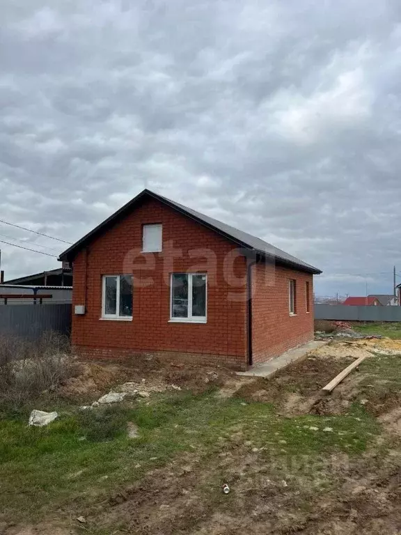 Дом в Калмыкия, Элиста проезд 20-й, 13 (65 м) - Фото 1