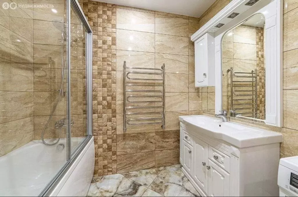 4-комнатная квартира: Сочи, микрорайон Центральный, Морской переулок, ... - Фото 0