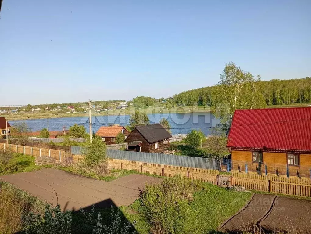 Дом в Новосибирская область, Мошковский район, с. Барлак Озерная ул. ... - Фото 1