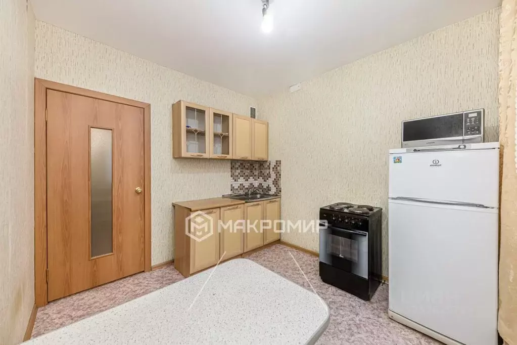 1-к кв. Челябинская область, Челябинск ул. Мусы Джалиля, 12 (32.0 м) - Фото 1