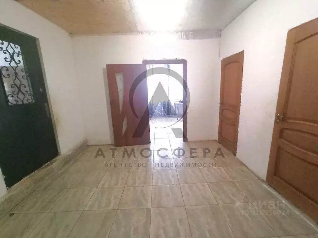 Дом в Краснодарский край, Хадыженск Апшеронский район, Заводская ул. ... - Фото 2