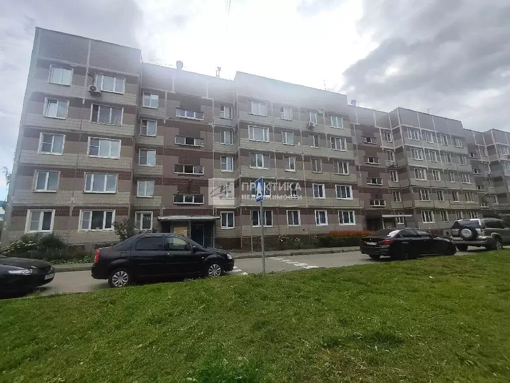 Продается 2-комнатная квартира - Фото 1