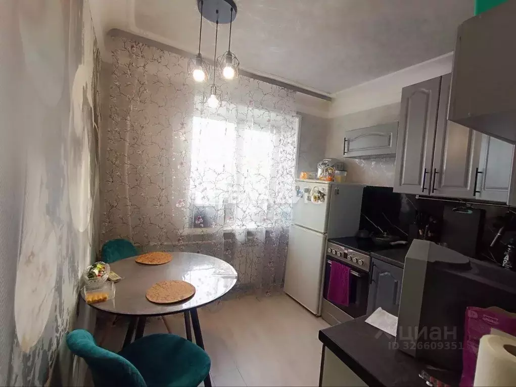 2-к кв. Бурятия, Улан-Удэ Восточный мкр, ул. Камова, 1 (42.5 м) - Фото 1