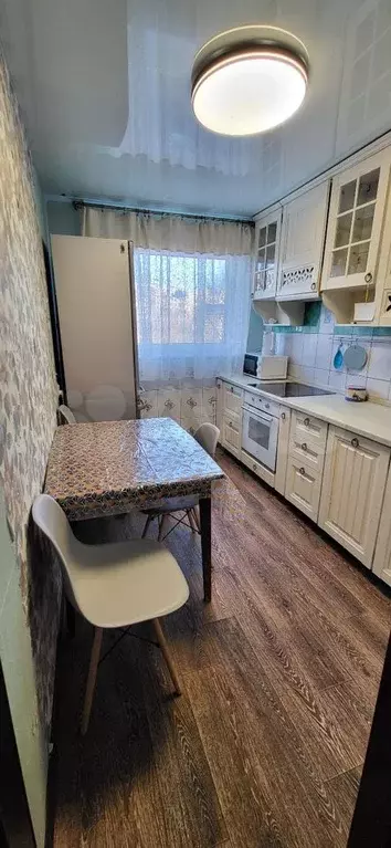 3-к. квартира, 60 м, 1/9 эт. - Фото 0