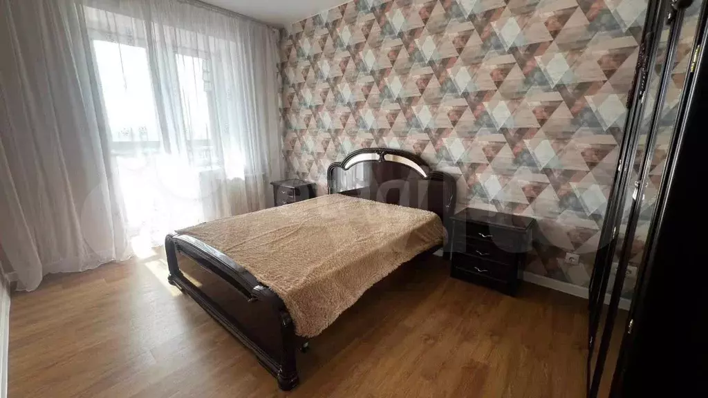 3-к. квартира, 72 м, 1/16 эт. - Фото 1