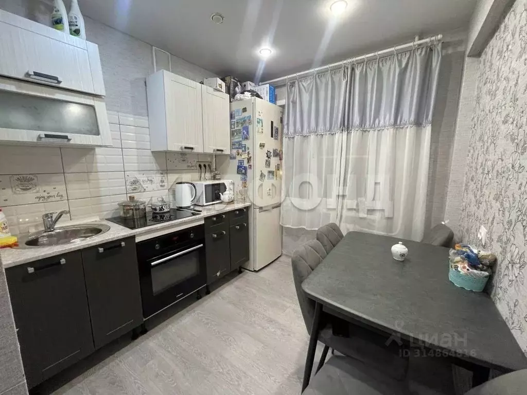 2-к кв. Иркутская область, Иркутск Севастопольская ул., 237 (46.0 м) - Фото 0