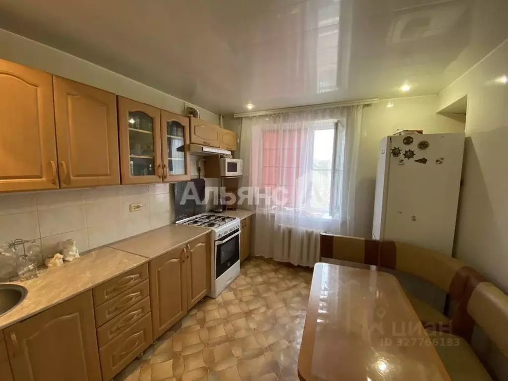 3-к кв. Ростовская область, Белая Калитва ул. Машиностроителей, 20 ... - Фото 1