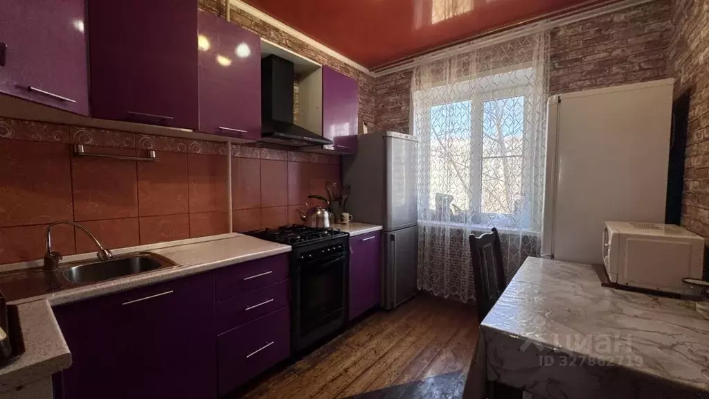 3-к кв. Астраханская область, Астрахань ул. Баумана, 11 (71.0 м) - Фото 2