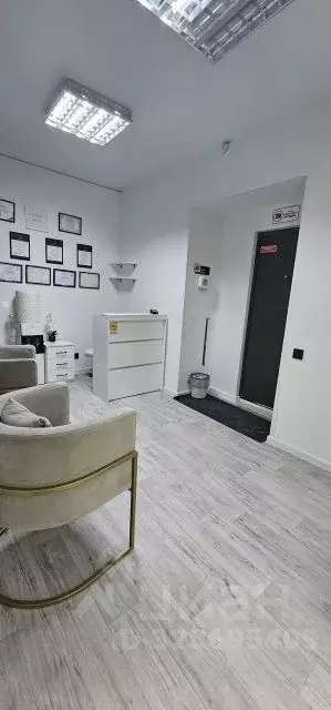 Офис в Новосибирская область, Новосибирск ул. Немировича-Данченко, 165 ... - Фото 1