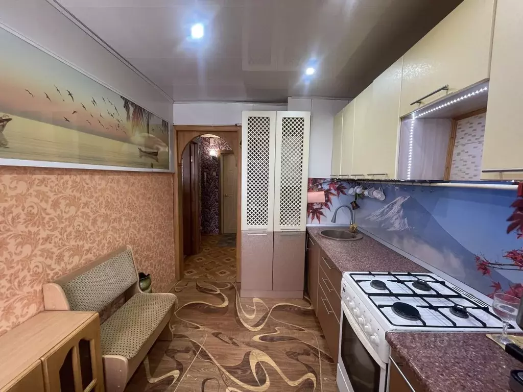 2-к кв. Ярославская область, Ростов Октябрьская ул., 61 (47.1 м) - Фото 1