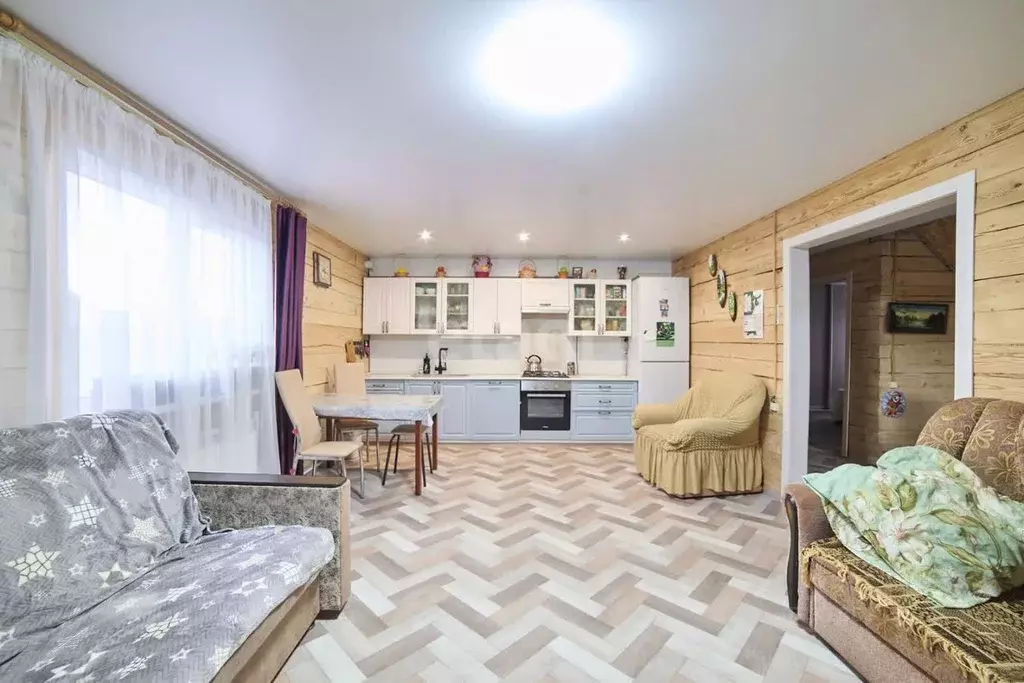 Дом в Башкортостан, Стерлитамакский район, Казадаевский сельсовет, с. ... - Фото 2