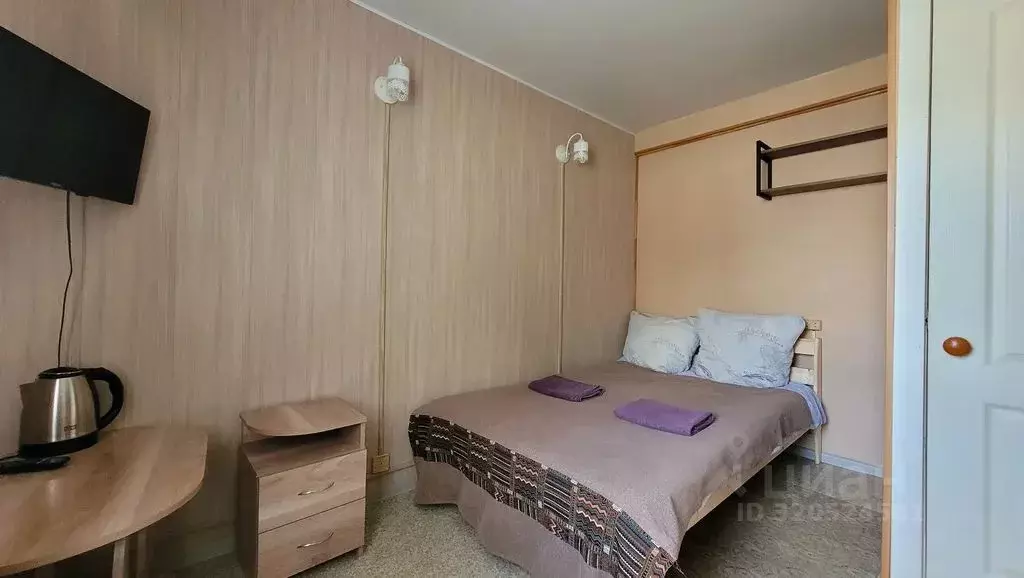 Комната Алтай, Чемальский район, с. Чемал Советская ул., 4 - Фото 1