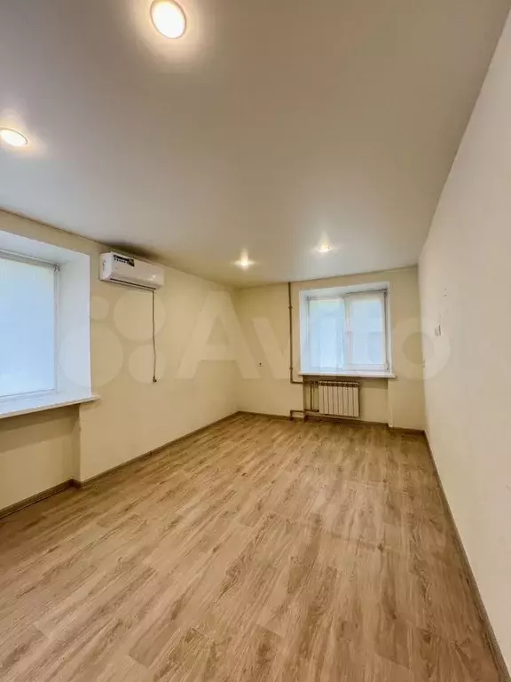 1-к. квартира, 32 м, 1/5 эт. - Фото 0