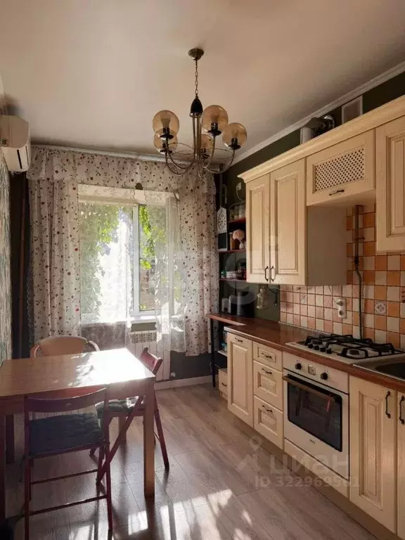 2-к кв. Ростовская область, Батайск Октябрьская ул., 109 (61.0 м) - Фото 2