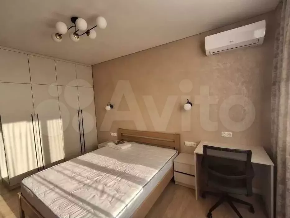 2-к. квартира, 54 м, 5/10 эт. - Фото 0