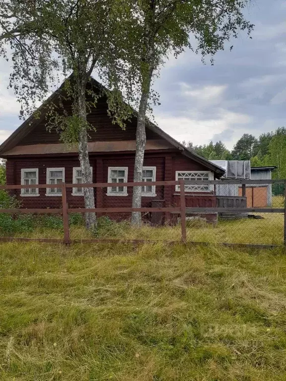Дом в Новгородская область, Крестецкий муниципальный округ, д. Ересино ... - Фото 0